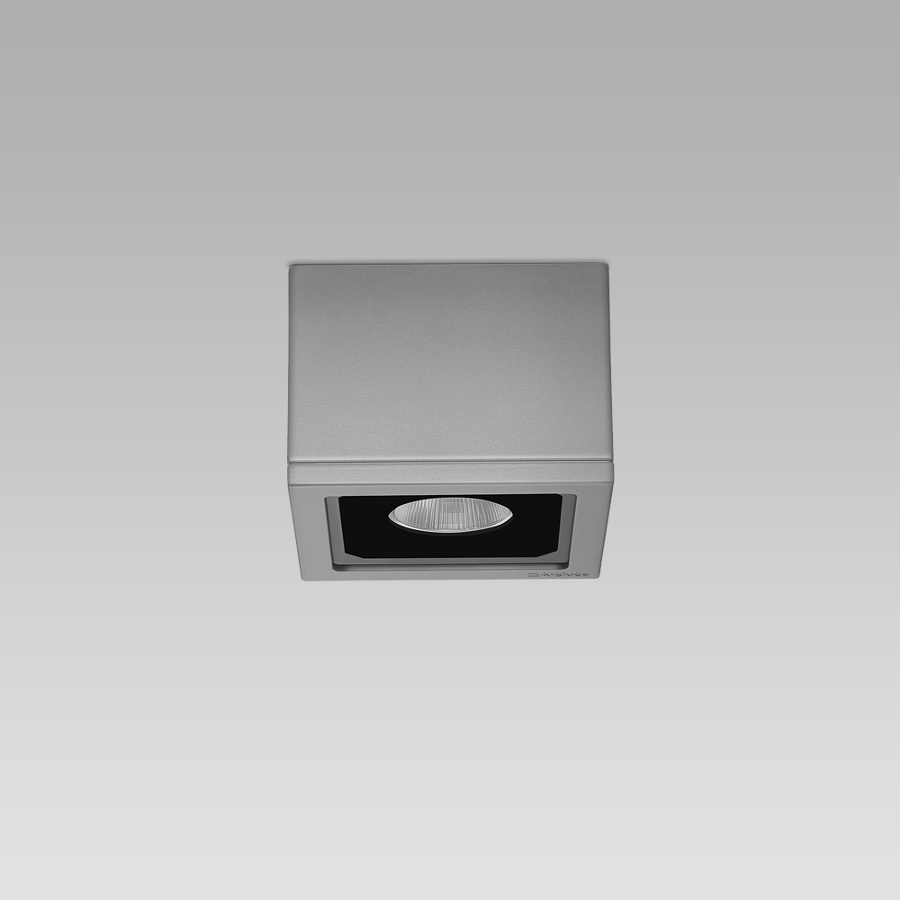 Appareils a plafond Ceiling mounted luminaire with an essential and elegant design for architectural lighting