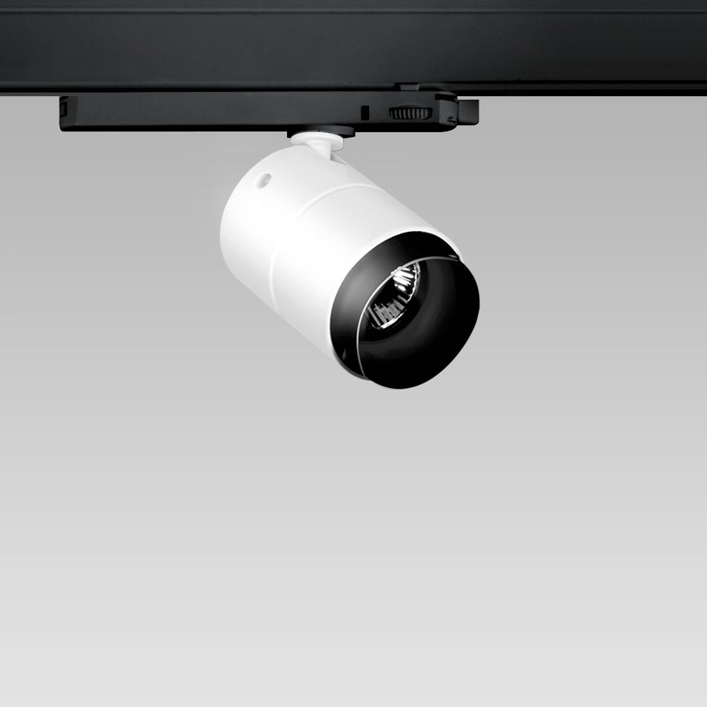 Wall-mounted spotlight, that can also be installed on tracks, with compact design and high lighting performance